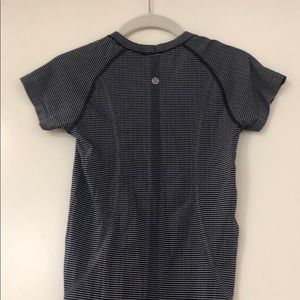 Lululemon Swiftly Tech Short Sleeve Crew